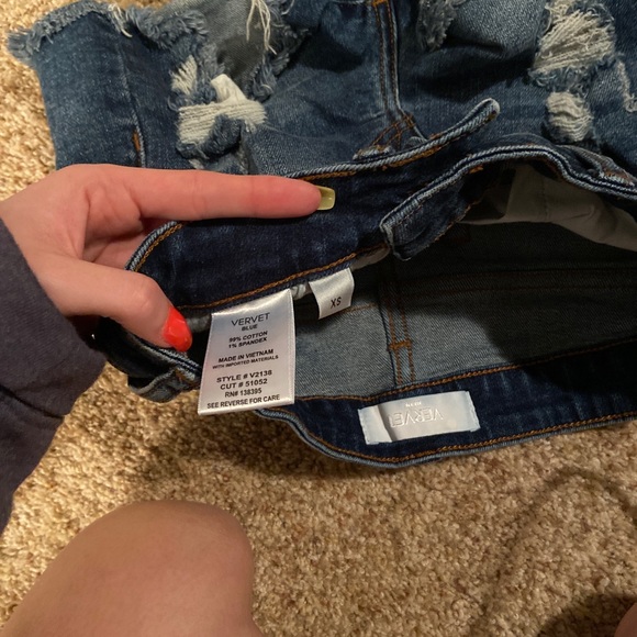 Vervet Jean Shorts - Picture 4 of 4